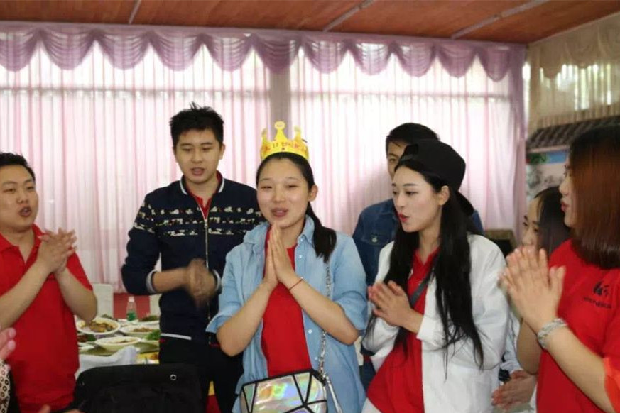 员工生日宴会
