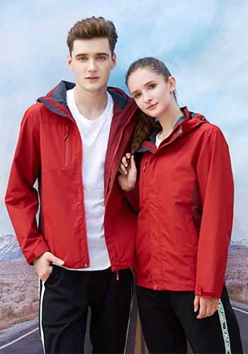 重庆红色二合一防风防水保暖透气冲锋衣
